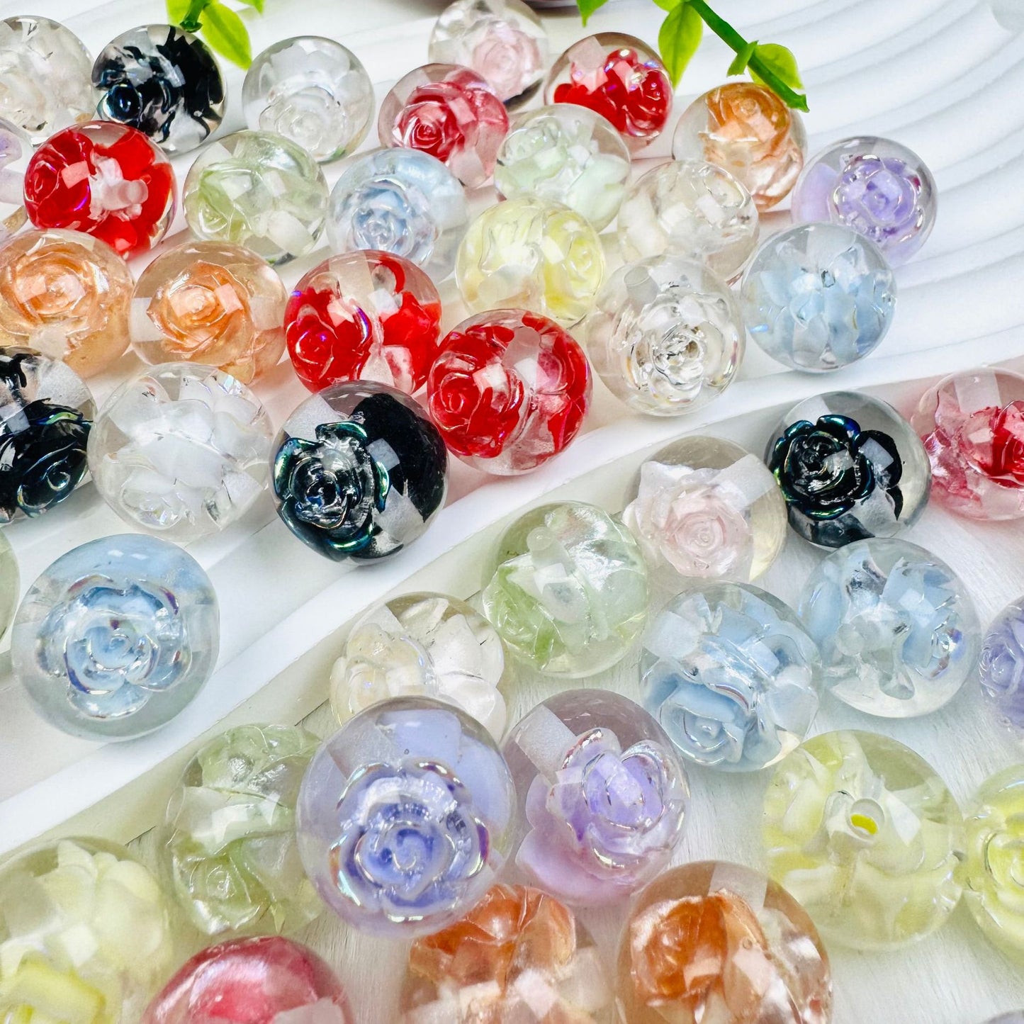 16mm Translucent Multi - colored Rose - shaped Beads